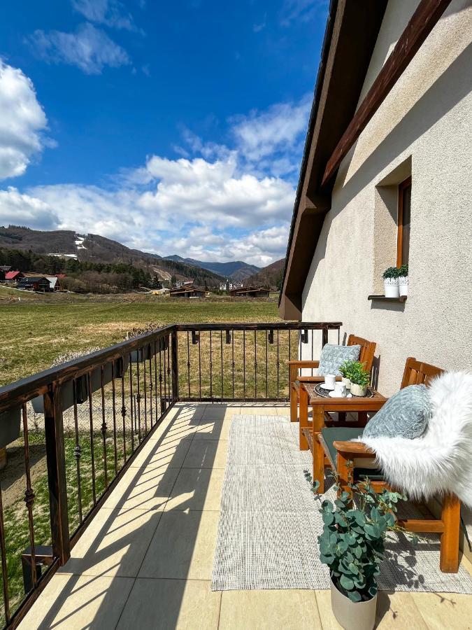 Dovolenkova Chata Valča Exterior foto